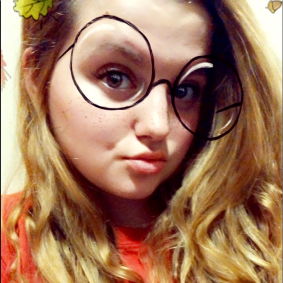 Meet your Posher, Lakota - Picture 1 of 1